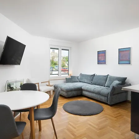 With Big Open Terrace 아파트 *