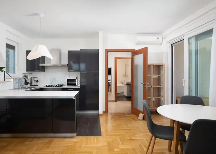 Apartman With Big Open Terrace *