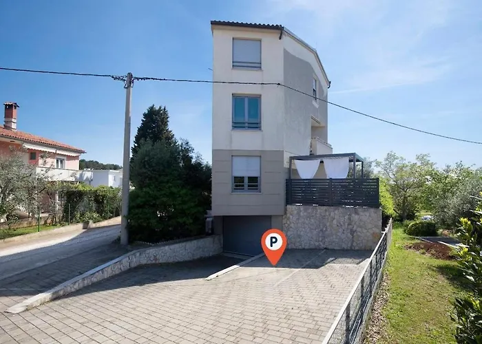 Apartman With Big Open Terrace